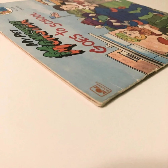 Vintage 1986 My Pet Monster Goes To School Golden Book - Picture 5 of 15